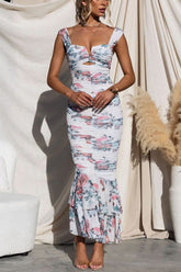Styled To Perfection – Maxikleid mit floralem Rüschen-Overlay und Rüschensaum